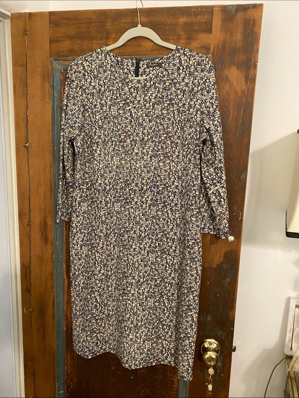 J. McLaughlin Black/greyish and Cream Textured Shift Dress